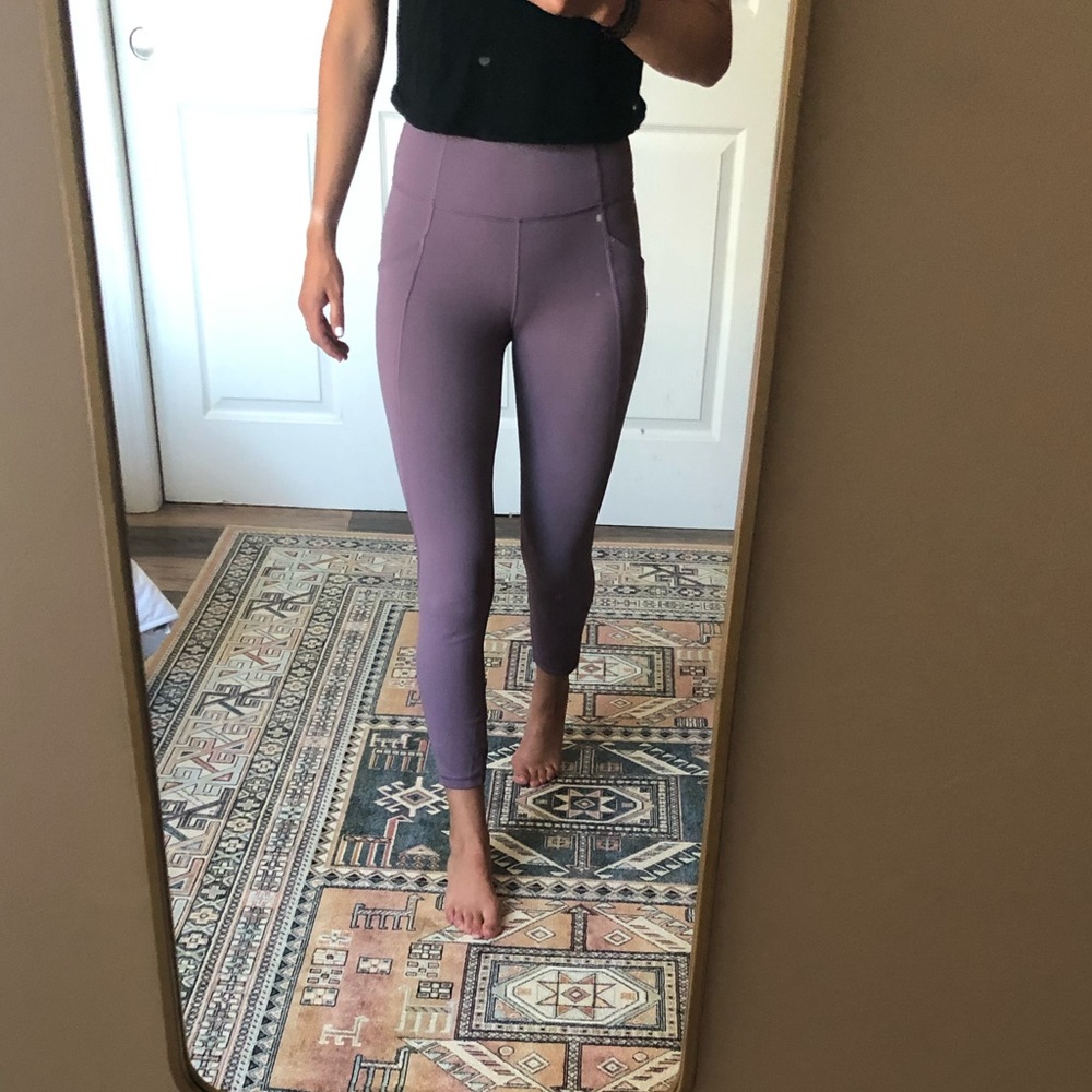 Lululemon leggings size 4